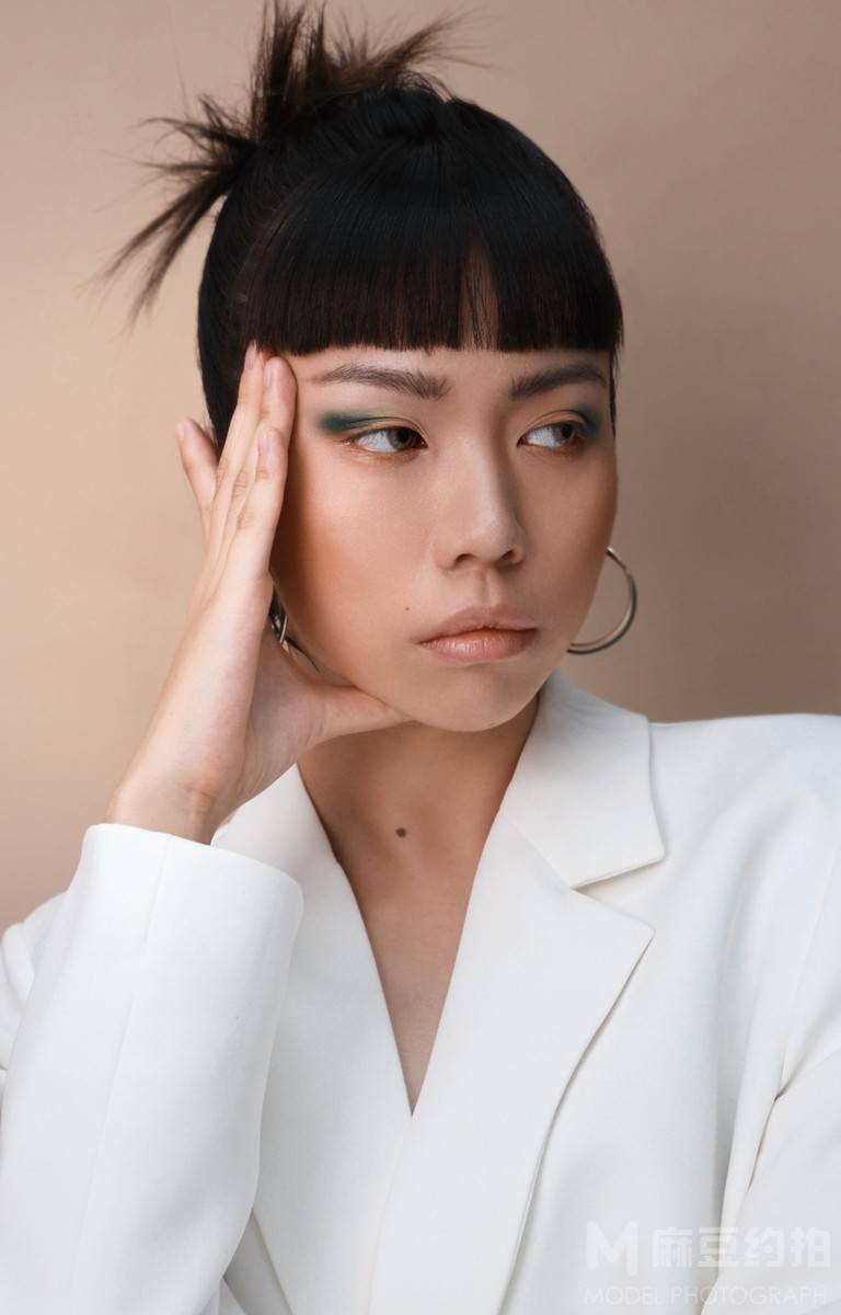 妆容模特