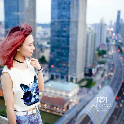 情绪模特