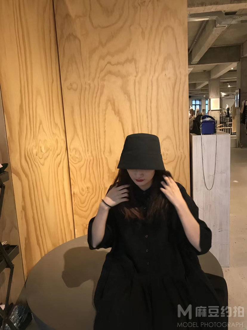 胶片模特