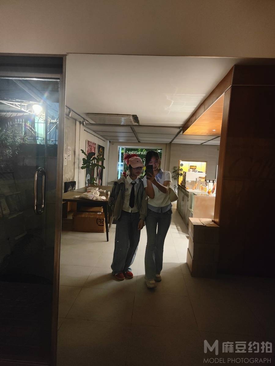 清新模特