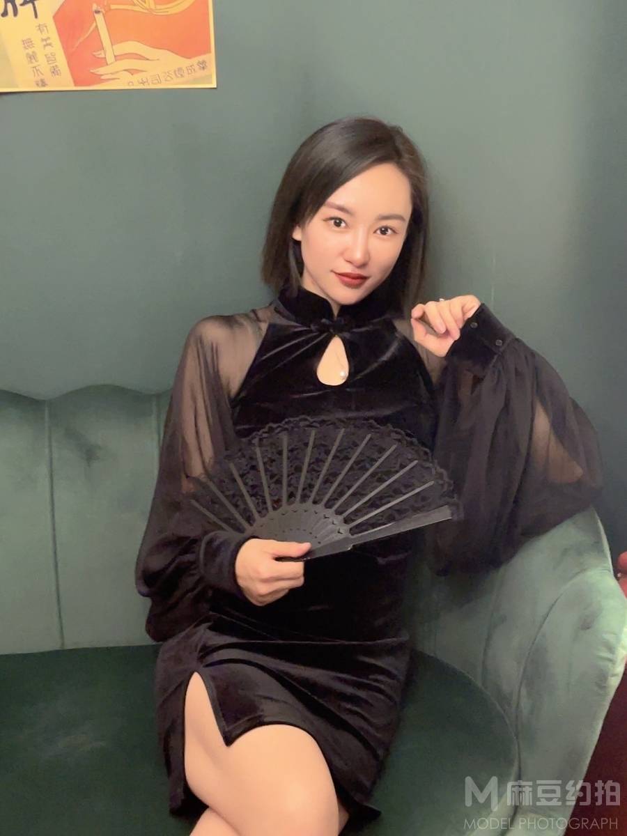 纪实模特