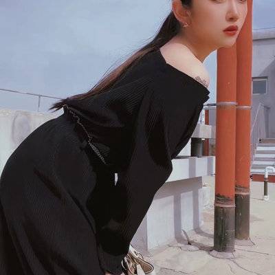 黑白模特