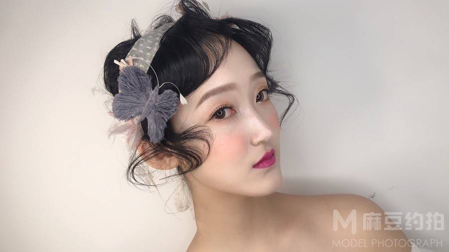 妆容模特