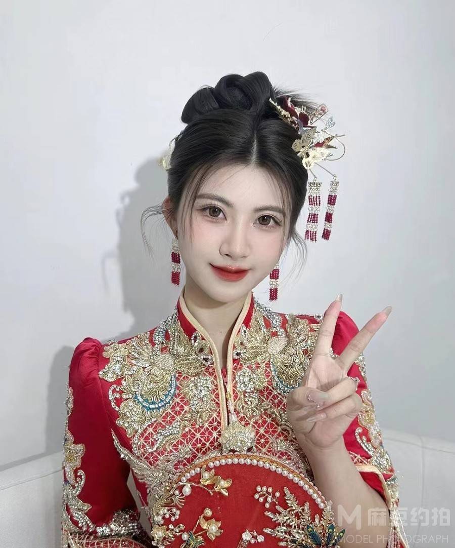 妆容模特
