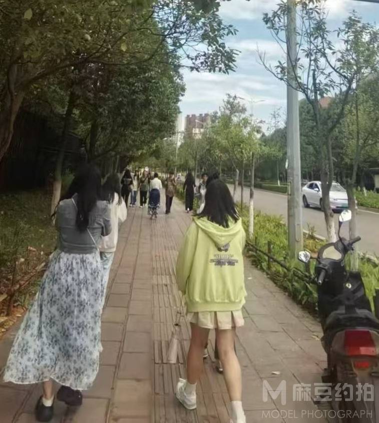 少女模特
