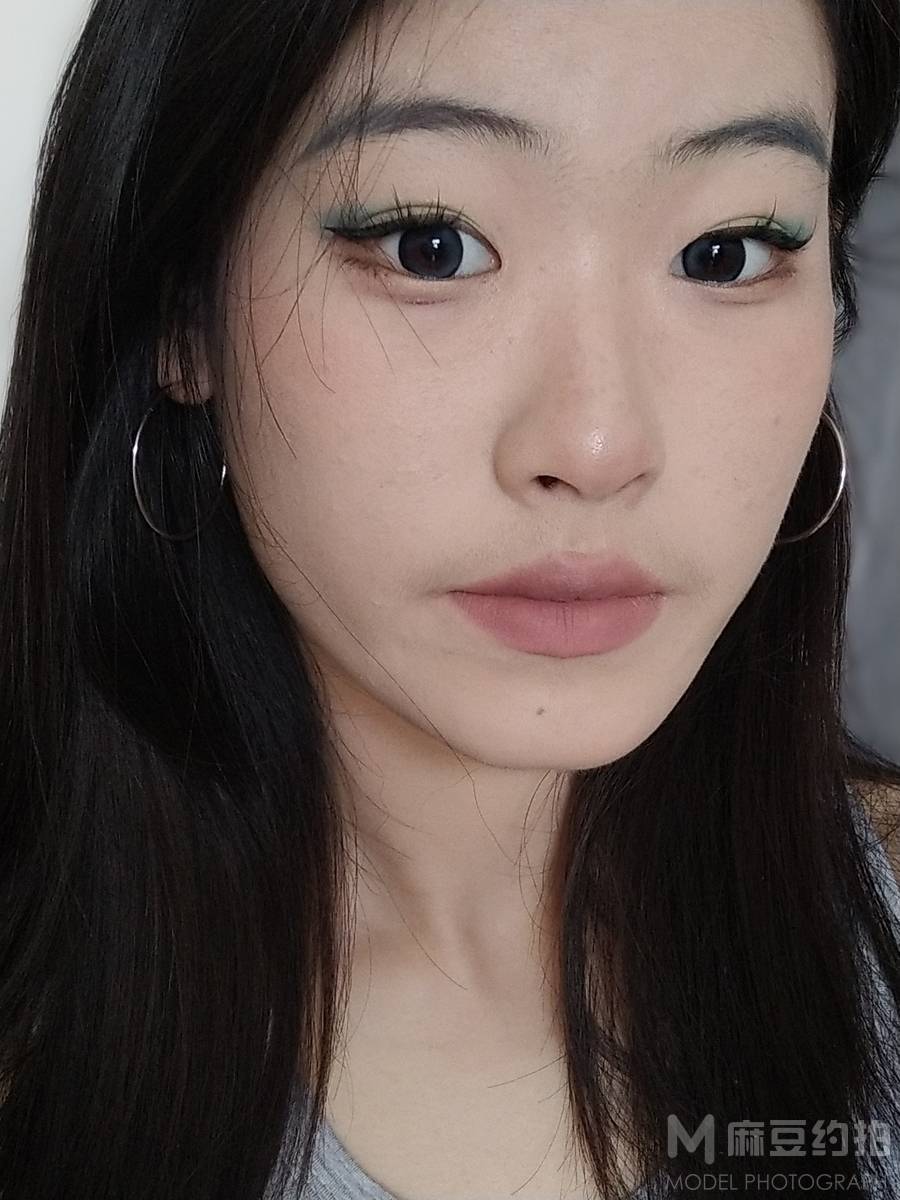 纪实模特