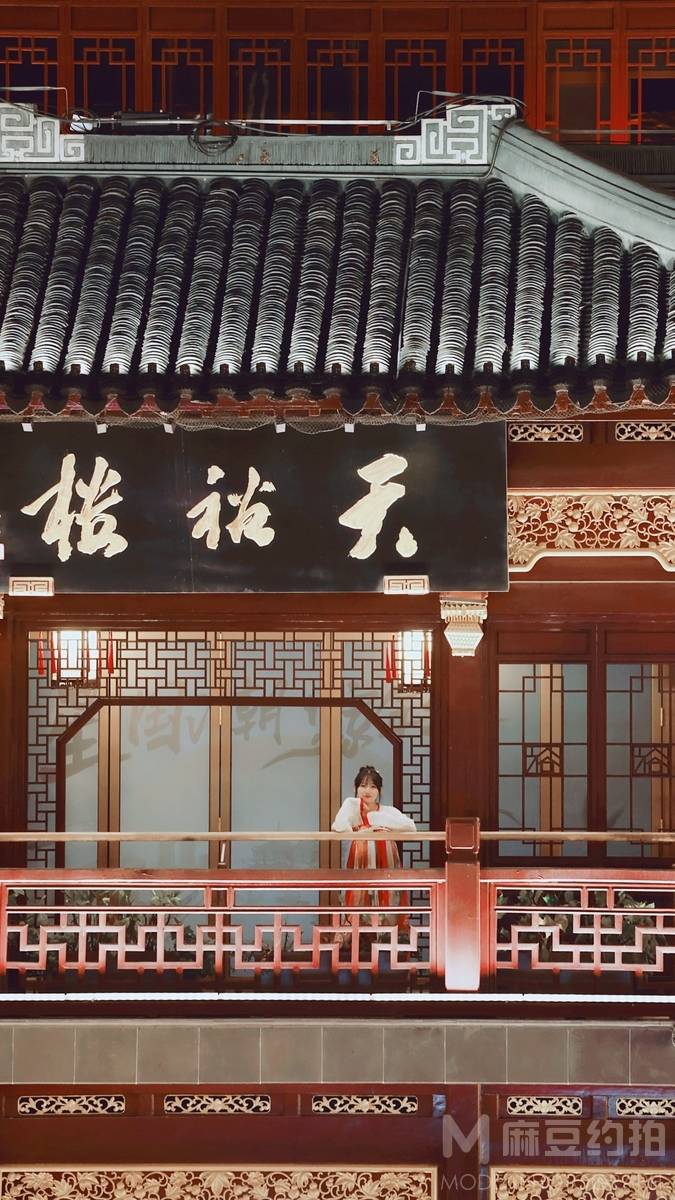 汉服模特