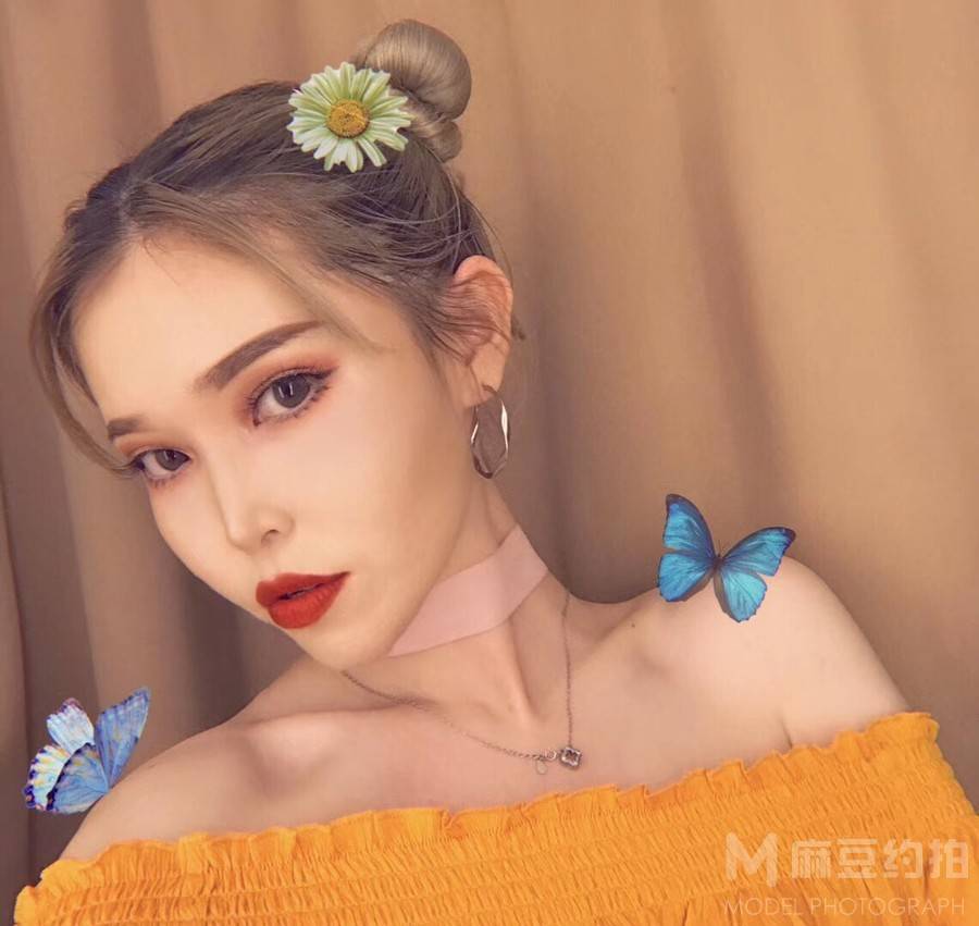 妆容模特