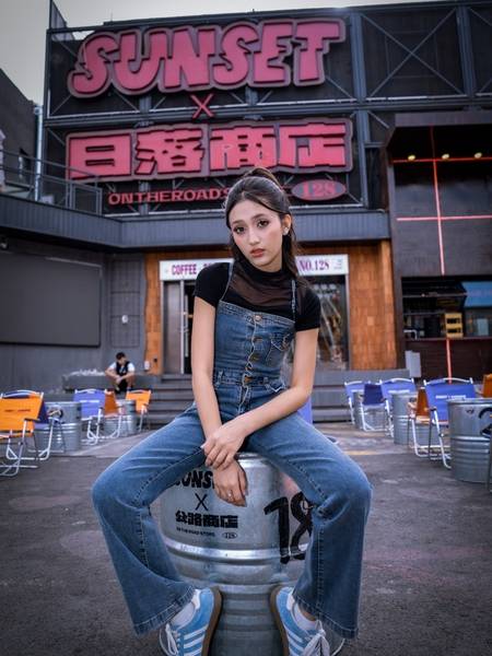 妆容模特