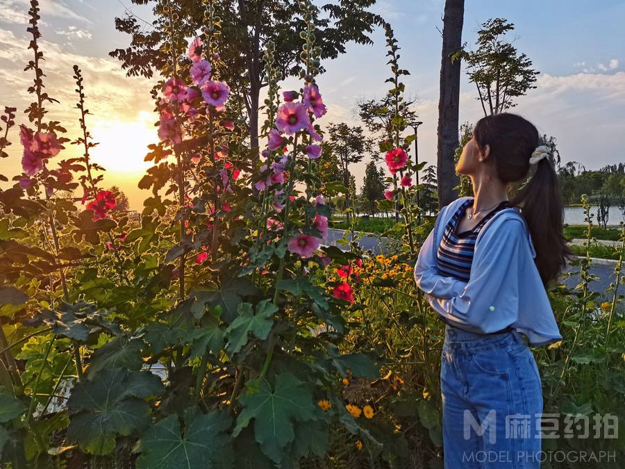 妆容模特