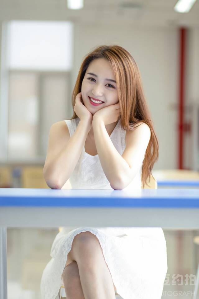校园模特
