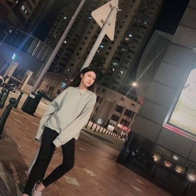 黑白模特