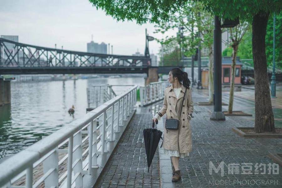 清新模特