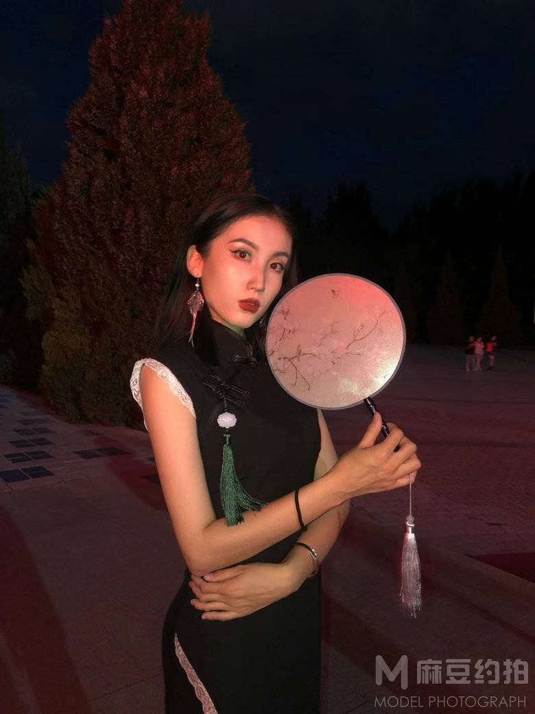 暗黑模特