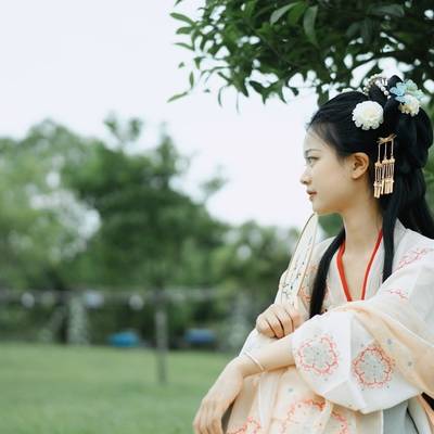 汉服模特