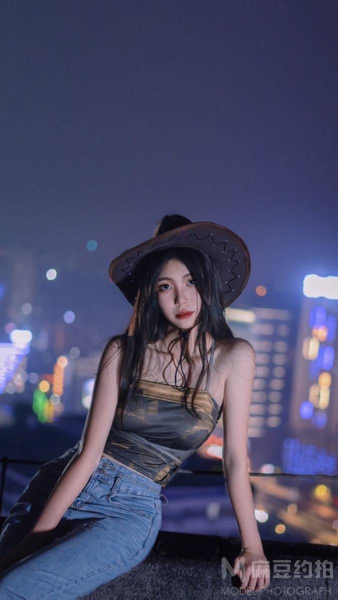 夜景模特