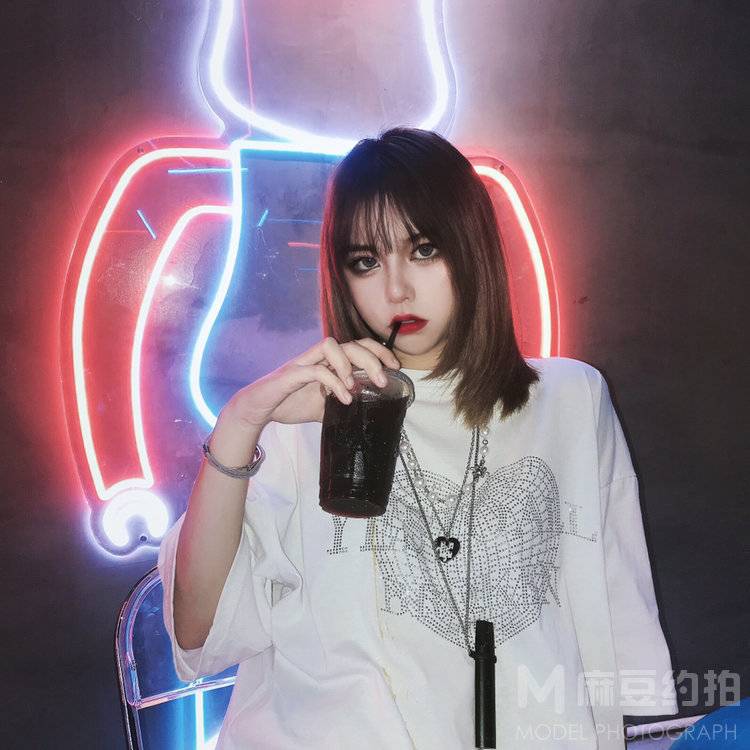 暗黑模特