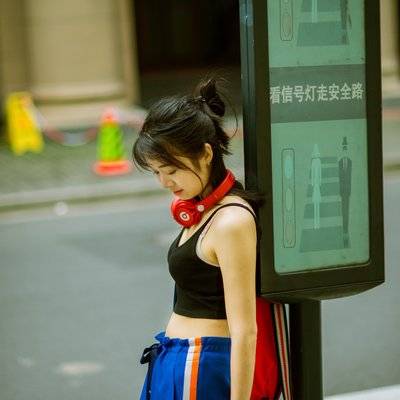 情绪模特