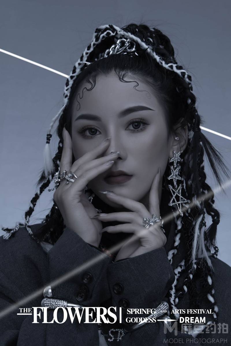 暗黑模特