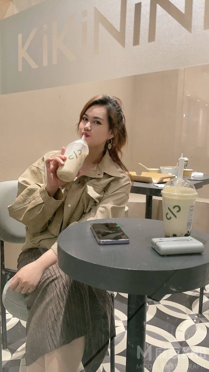 少女模特