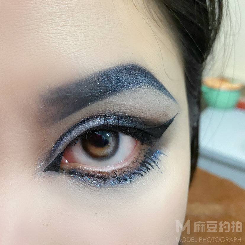 妆容模特