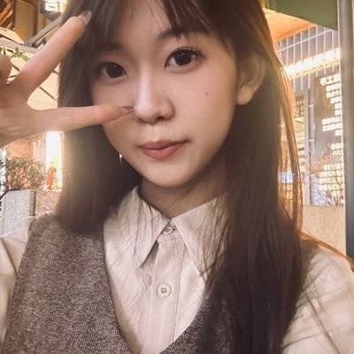 宝丽来模特