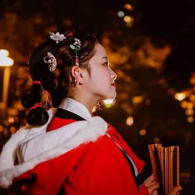 汉服模特