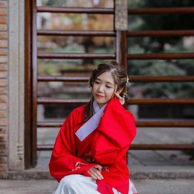 汉服模特