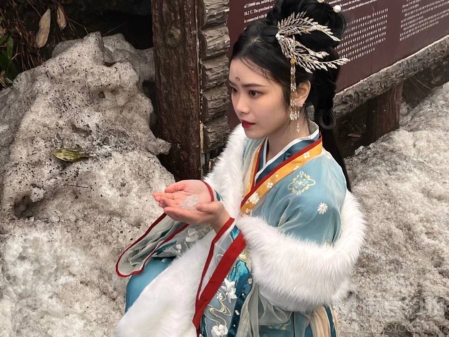 汉服模特