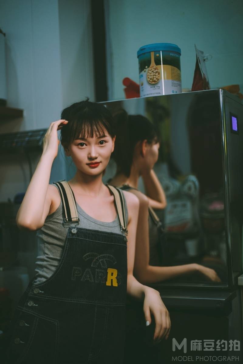 胶片模特