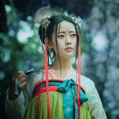 汉服模特
