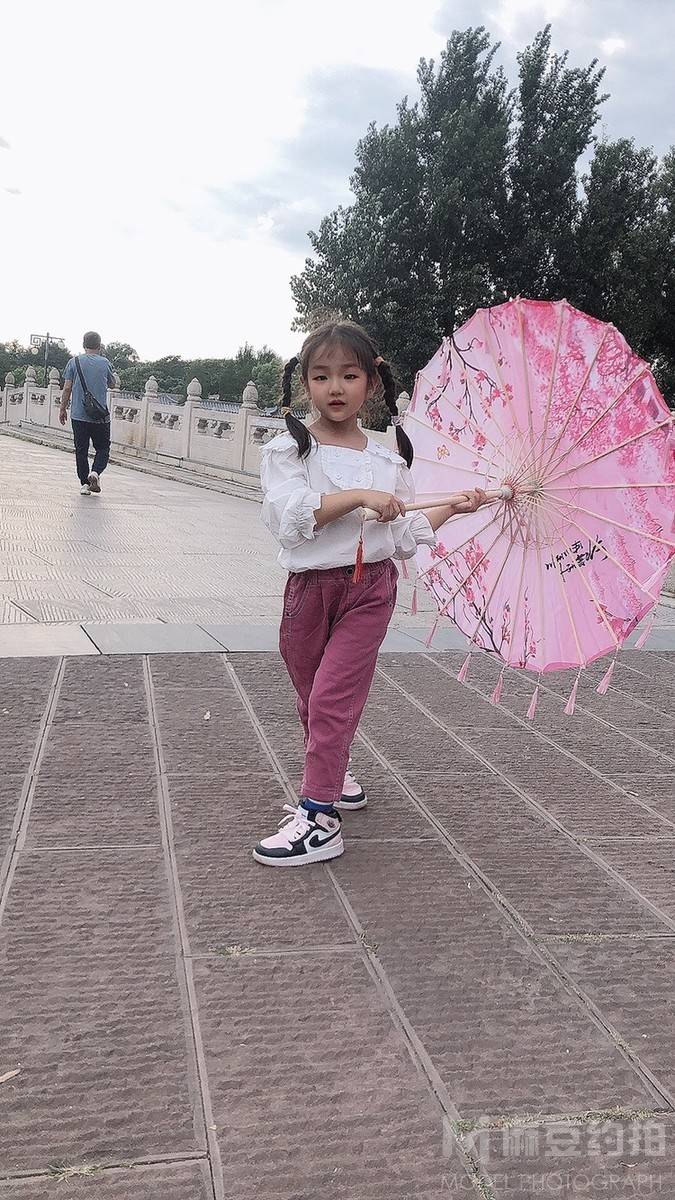 纪实模特