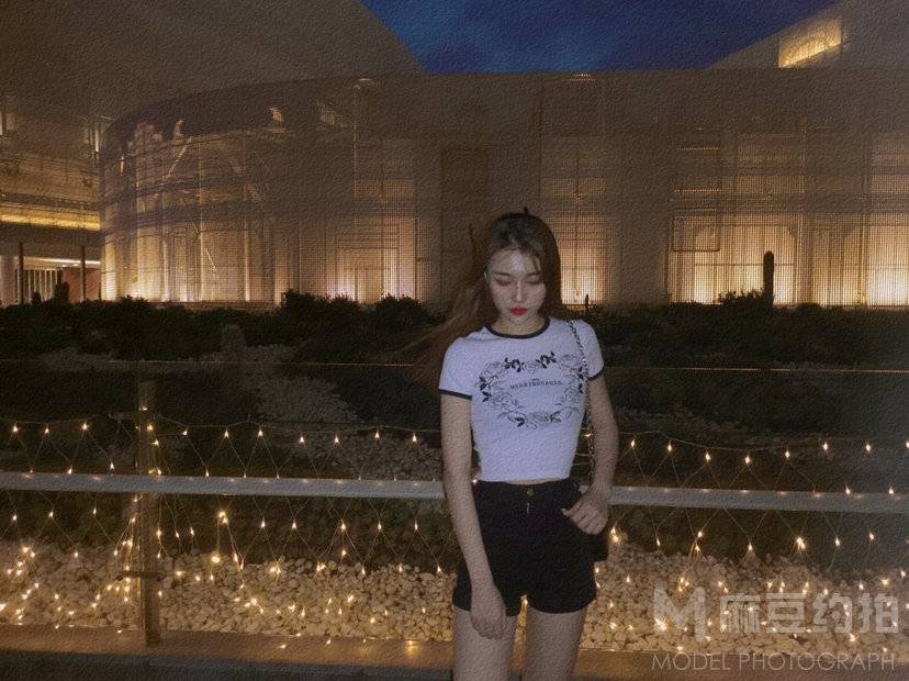 夜景模特