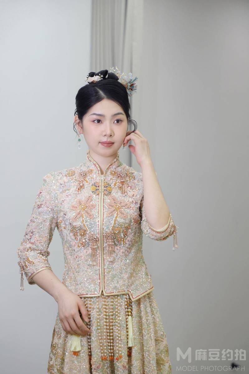 妆容模特