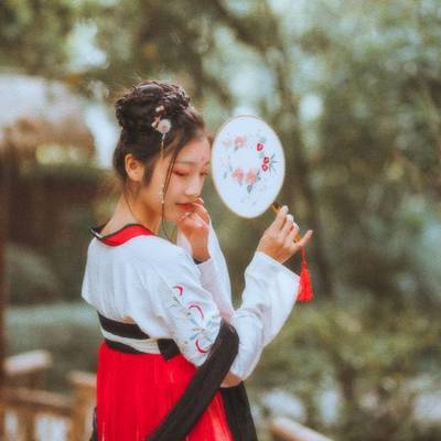 汉服模特