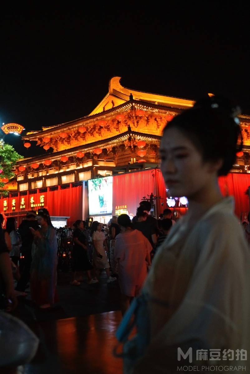 妆容模特