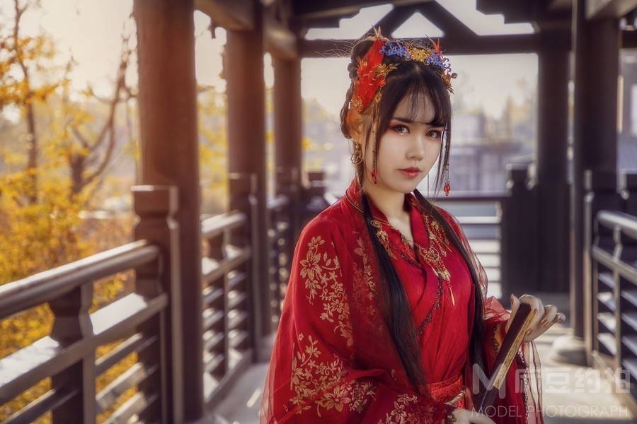 汉服模特