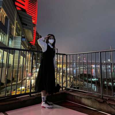 夜景模特