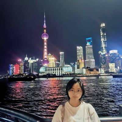 宝丽来模特