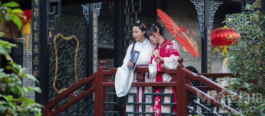 汉服模特