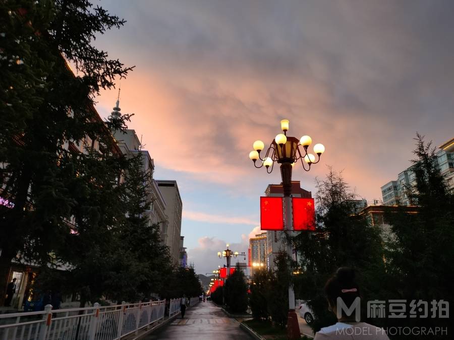 夜景模特