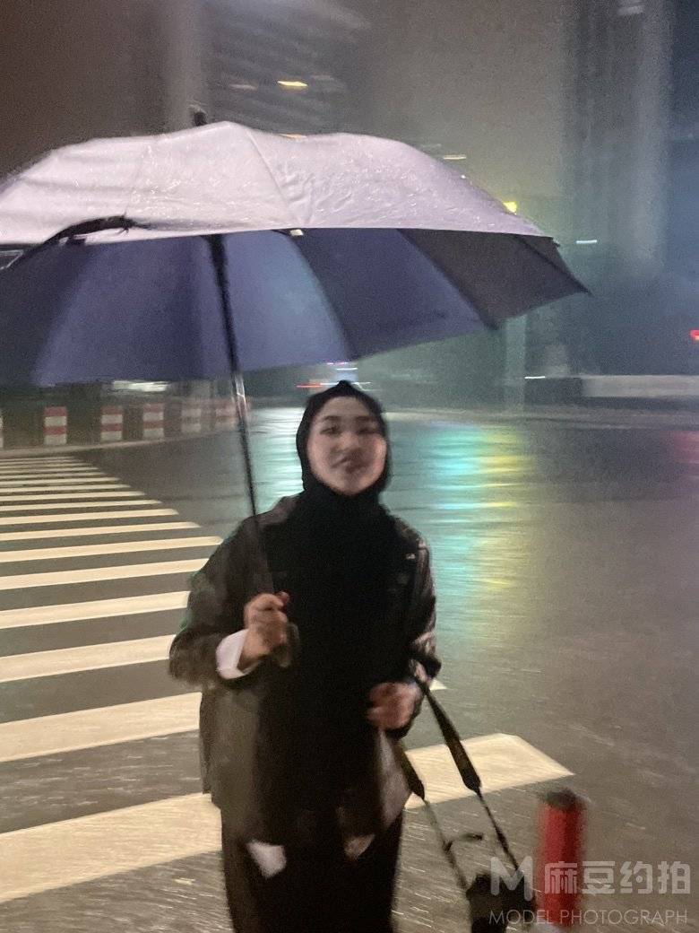 夜景模特