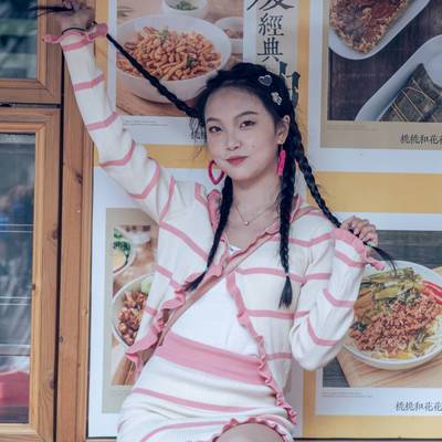 校园模特
