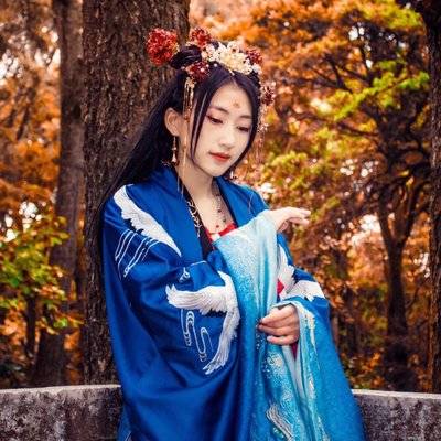 汉服模特