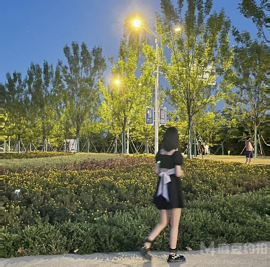 校园模特