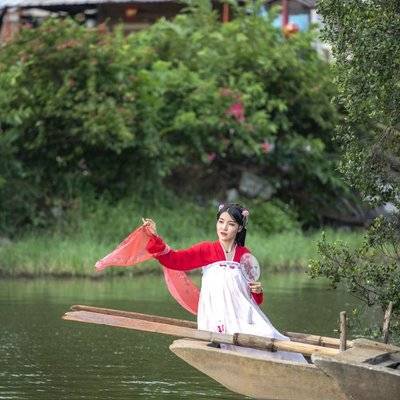 汉服模特