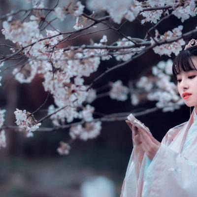 汉服模特