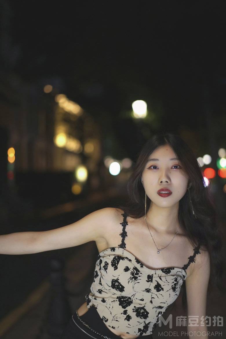 夜景模特