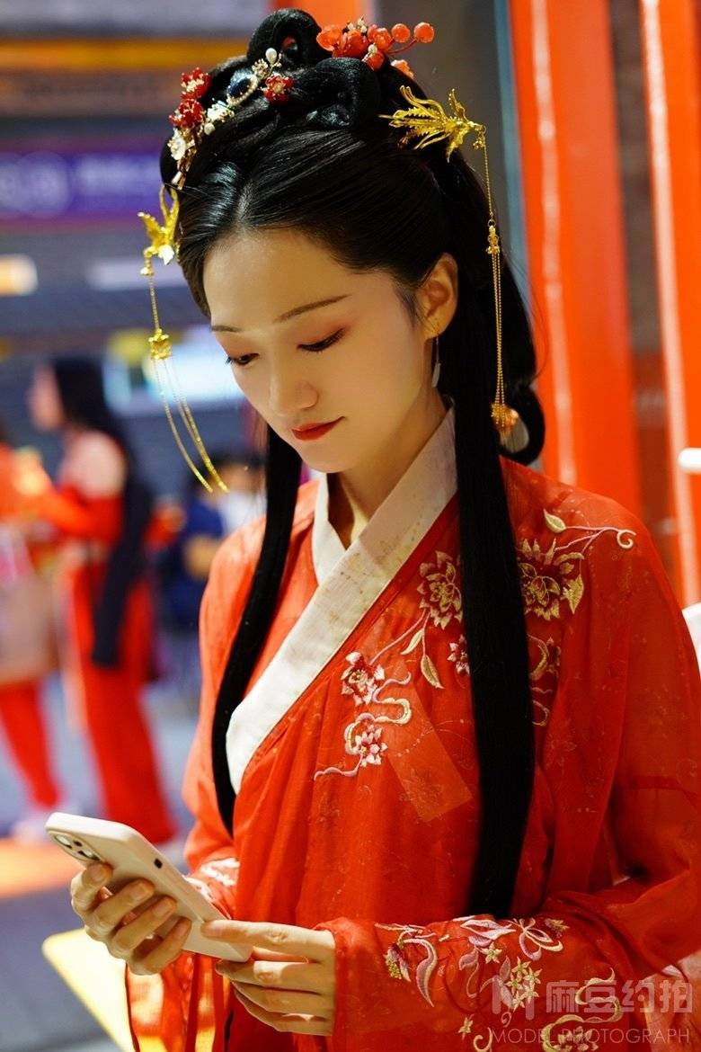 汉服模特