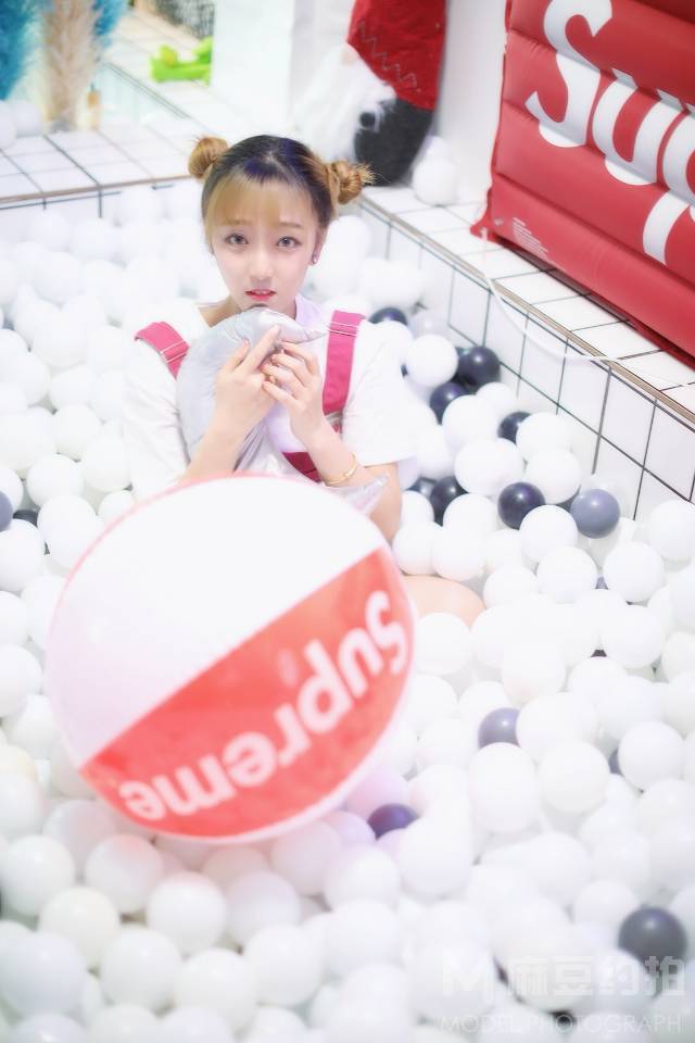 清新模特
